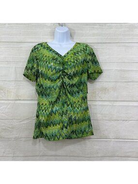 Izod Green Zig Zag Print V Neck Short Sleeve Top